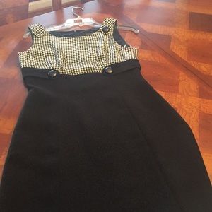 Tahari dress size 4 sleeveless